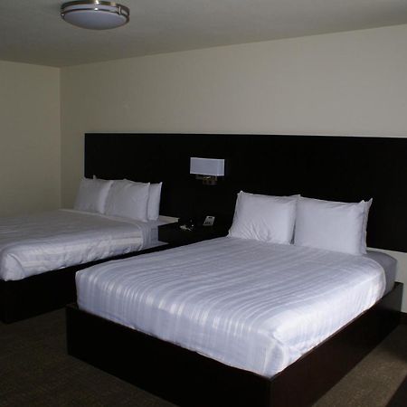 Boarders Inn & Suites By Cobblestone Hotels - Syracuse Ngoại thất bức ảnh