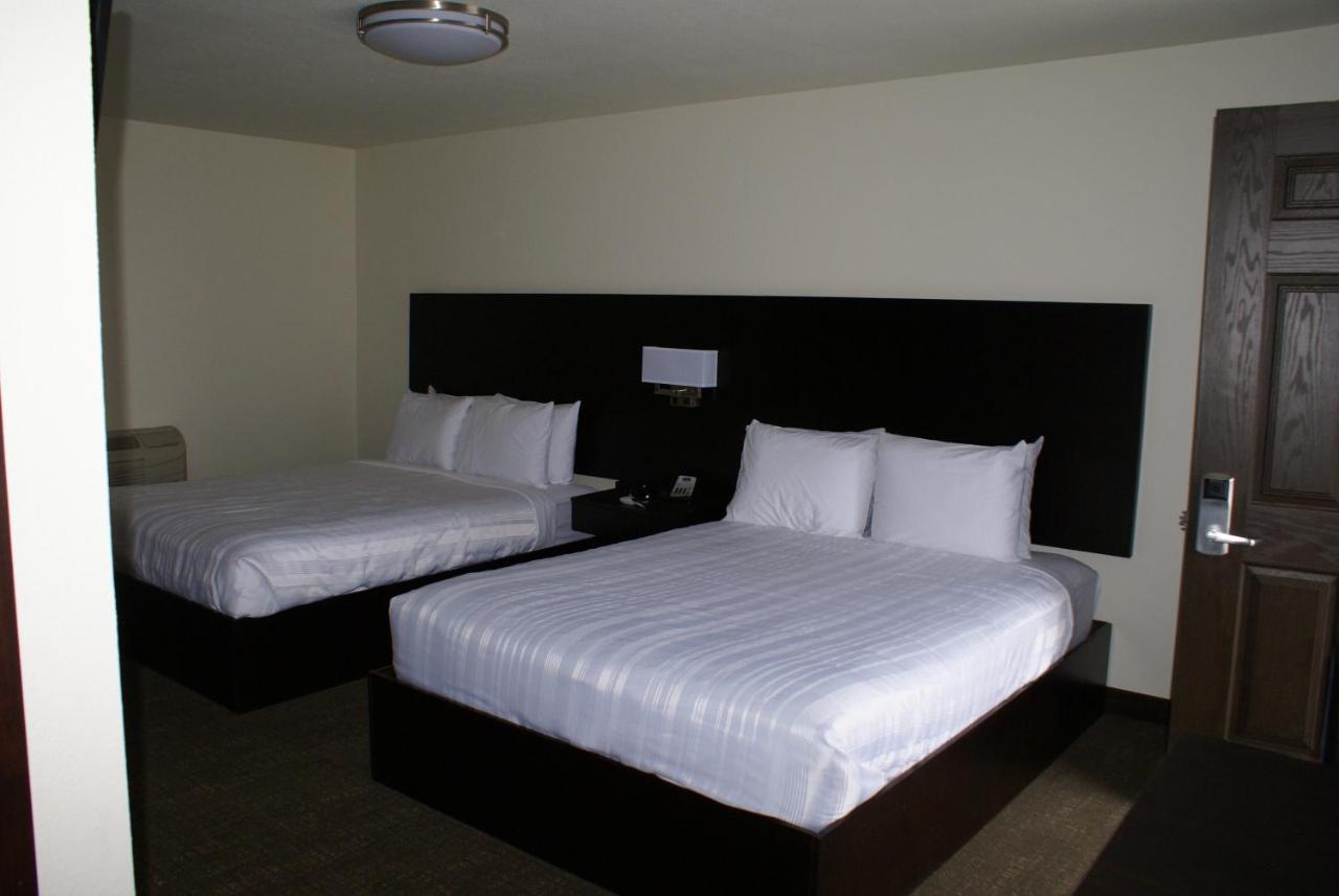 Boarders Inn & Suites By Cobblestone Hotels - Syracuse Ngoại thất bức ảnh