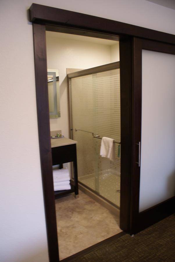 Boarders Inn & Suites By Cobblestone Hotels - Syracuse Ngoại thất bức ảnh