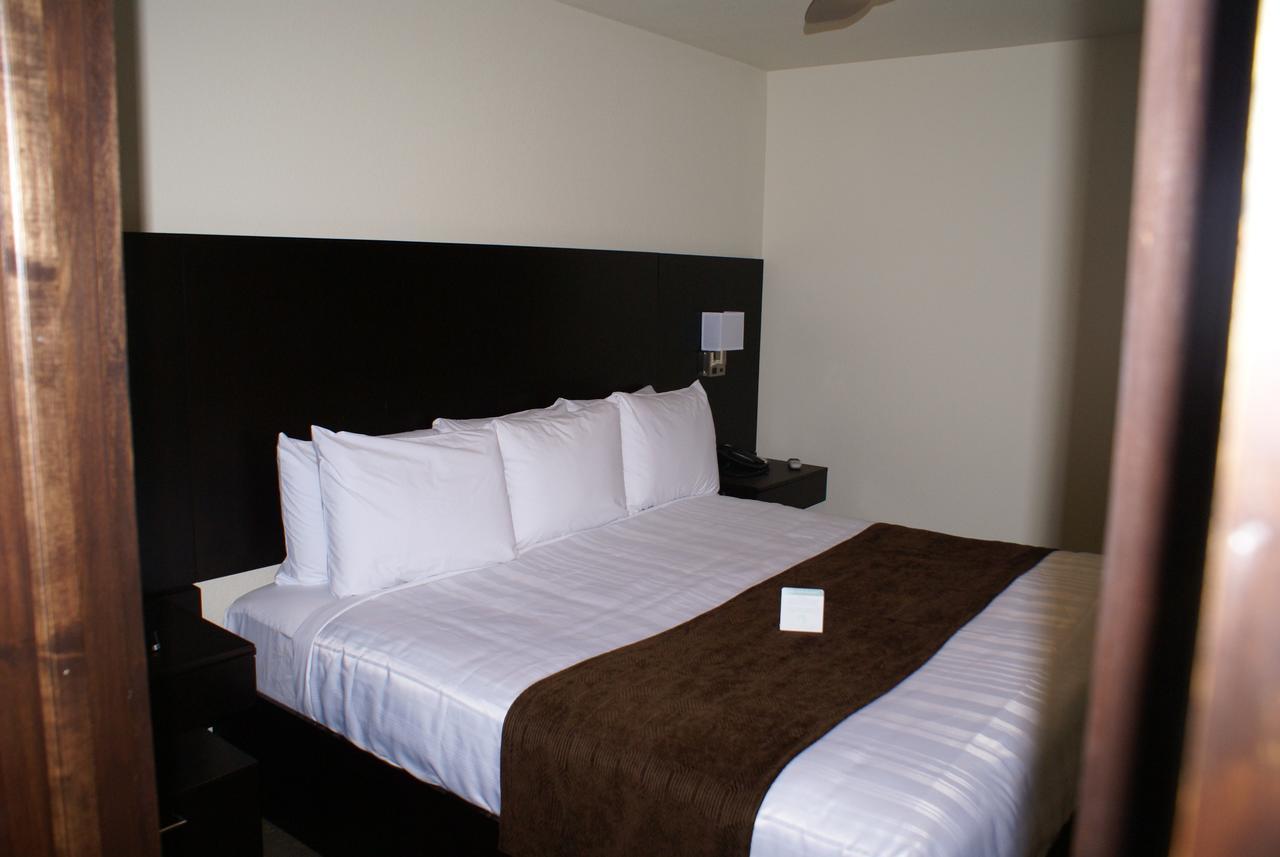 Boarders Inn & Suites By Cobblestone Hotels - Syracuse Ngoại thất bức ảnh