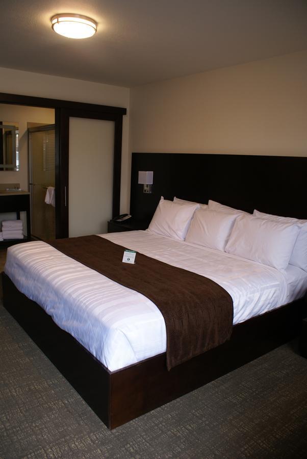 Boarders Inn & Suites By Cobblestone Hotels - Syracuse Ngoại thất bức ảnh