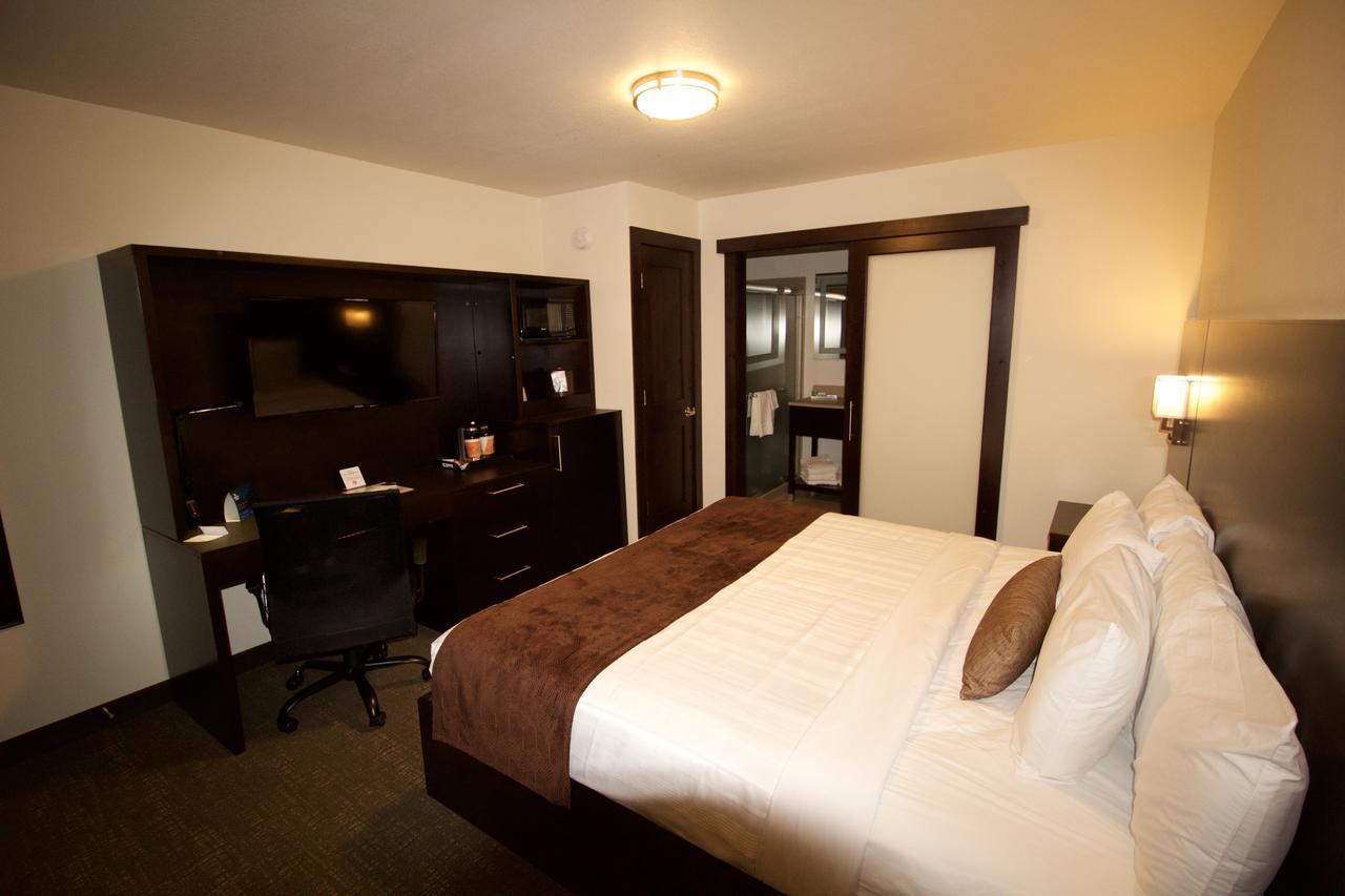 Boarders Inn & Suites By Cobblestone Hotels - Syracuse Ngoại thất bức ảnh